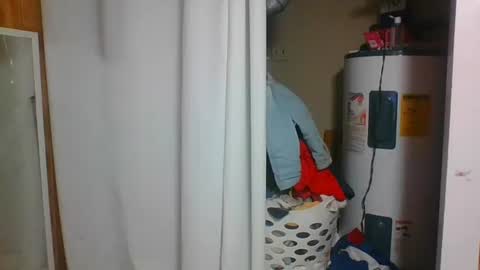 Snapshot of ali_tayler chatting on October 14, 5:47 pm ali_tayler online show from October 14, 5:47 pm