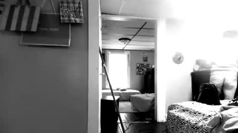 Snapshot of ali_tayler chatting on November 18, 7:07 pm ali_tayler online show from November 18, 7:07 pm