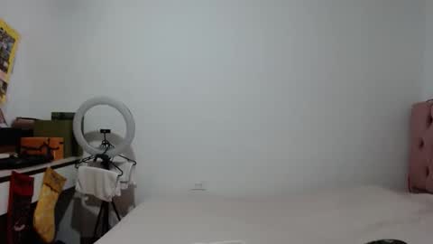 Alia  online show from December 16, 12:21 pm