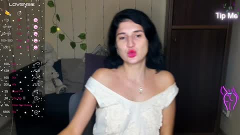 Alianna online show from January 11, 2:58 pm