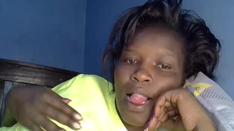 alic_crazy online show from November 19, 3:28 am