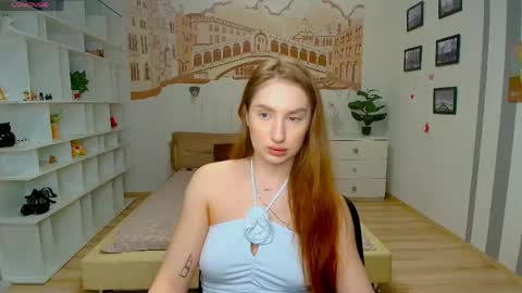 Snapshot of alicafoxis chatting on May 18, 5:08 pm Alica online show from May 18, 5:08 pm