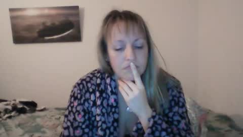 Snapshot of alice8363 chatting on January 15, 5:15 pm Alice online show from January 15, 5:15 pm