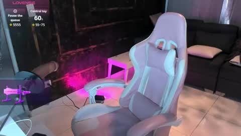 alice online show from December 21, 6:04 pm