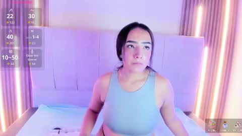 alice_26__ online show from June 20, 8:33 pm