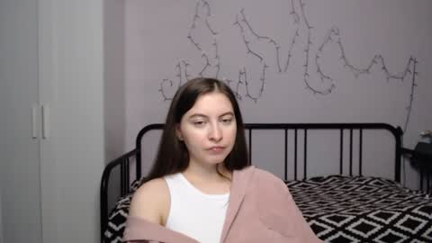 Alice online show from December 9, 5:30 pm