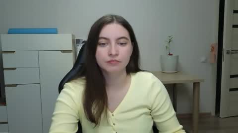 Alice online show from May 6, 6:35 pm