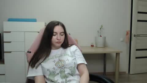 Alice online show from May 14, 5:53 pm