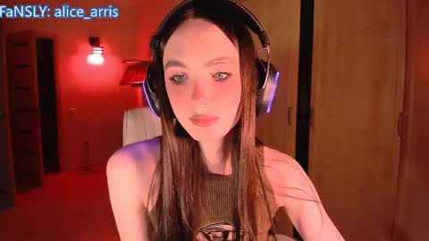 Alice Aris online show from May 13, 5:43 pm