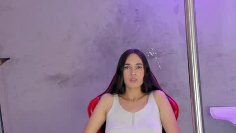 Snapshot of alice__susan chatting on April 4, 8:06 pm Alice Susan online show from April 4, 8:06 pm