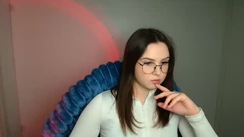 Alice online show from March 14, 6:19 am