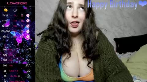 Alice online show from September 24, 3:37 pm