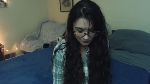 Alice Asks online show from December 2, 3:15 am