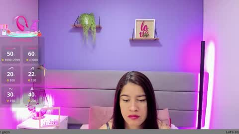 Snapshot of alice_brookss_ chatting on December 15, 1:04 pm alice_brookss_ online show from December 15, 1:04 pm