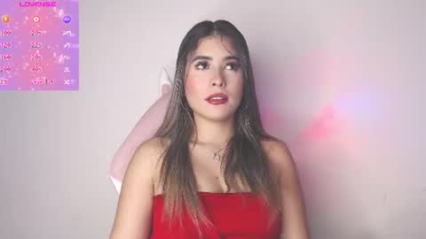Snapshot of alice_cespedes chatting on June 22, 11:24 pm alice_cespedes online show from June 22, 11:24 pm