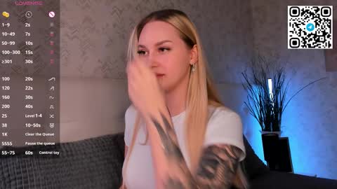 Snapshot of alice_elf chatting on November 10, 12:42 am Alice online show from November 10, 12:42 am