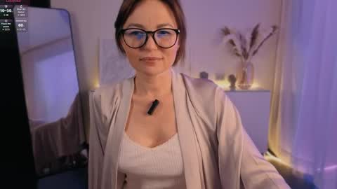 alice_eva online show from May 5, 12:13 pm