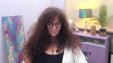 Snapshot of alice_extasy chatting on December 3, 4:06 pm Alice online show from December 3, 4:06 pm