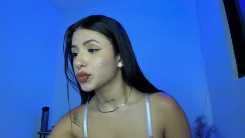 Manuela online show from January 15, 12:47 pm
