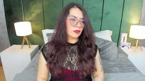 Alice  online show from October 7, 1:36 am