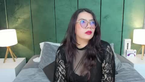 Alice  online show from October 8, 1:58 am