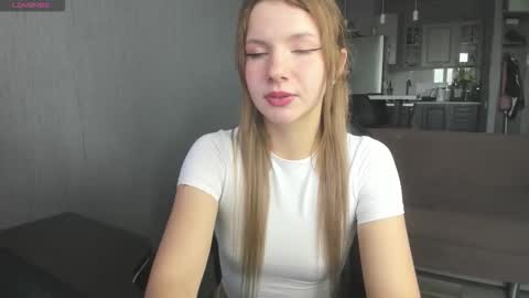 Snapshot of alice_hetfield chatting on October 8, 11:19 am My name is Alice find out about me in the Fansly online show from October 8, 11:19 am