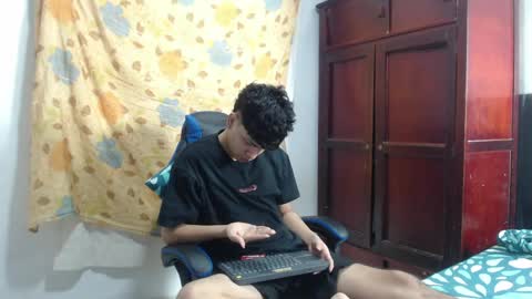 alice online show from June 5, 11:27 am