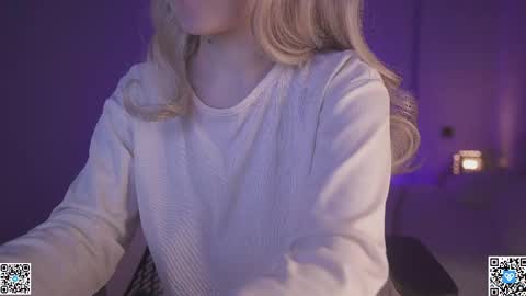 Alice online show from April 20, 9:27 pm