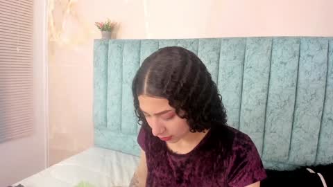 alice and amber online show from January 30, 4:06 am