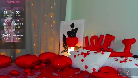 Snapshot of alice_miiiller chatting on February 12, 8:59 am Alice online show from February 12, 8:59 am