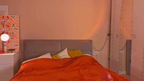 Snapshot of alice_miiiller chatting on January 17, 6:00 pm Alice online show from January 17, 6:00 pm