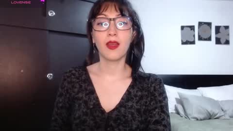 Snapshot of alice_mossa10 chatting on November 1, 9:50 pm alice mossa online show from November 1, 9:50 pm