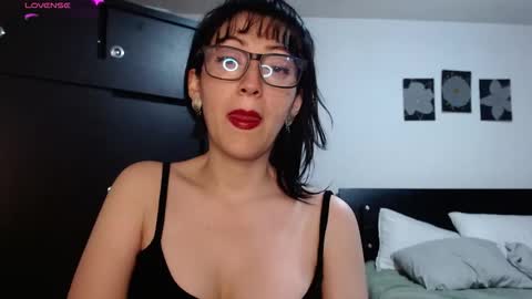 Snapshot of alice_mossa10 chatting on November 18, 10:14 pm alice mossa online show from November 18, 10:14 pm