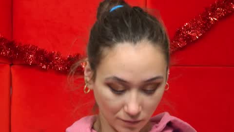 AliceMunro online show from January 4, 9:41 pm