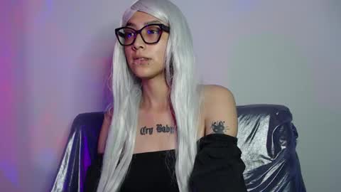      online show from December 21, 2:08 am