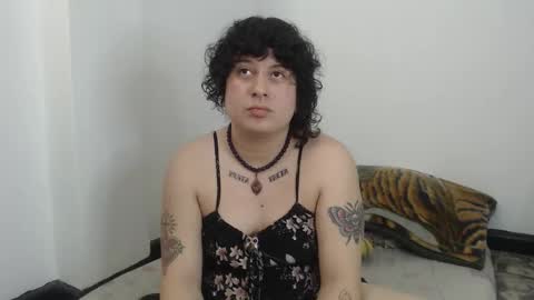 Alicia Aldara online show from March 1, 7:38 pm