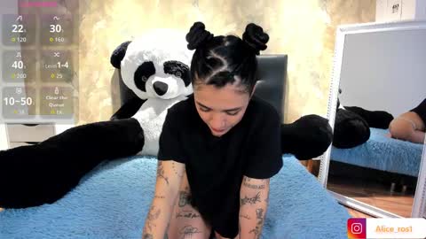 Alice  online show from October 7, 3:47 am