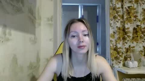 Alice smiles online show from April 7, 5:19 am