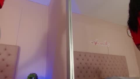 Sofia online show from November 11, 9:59 pm