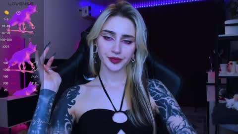 Alice online show from February 3, 8:57 pm