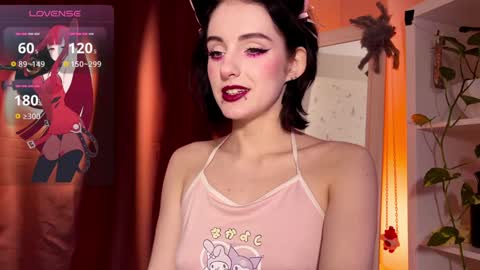 Snapshot of alice_succubus chatting on December 5, 7:49 pm alice_succubus online show from December 5, 7:49 pm
