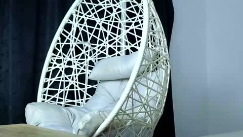 alice_summer1 online show from November 29, 6:16 am