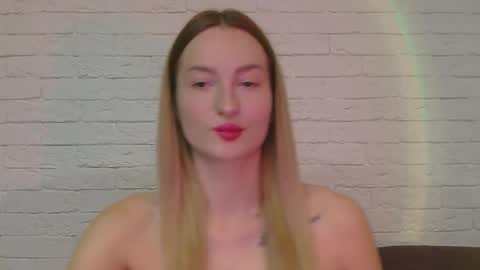 Alice online show from October 26, 4:24 pm