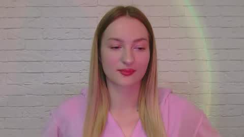 Alice online show from November 1, 6:32 pm