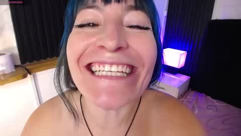 Alice online show from January 22, 8:38 pm