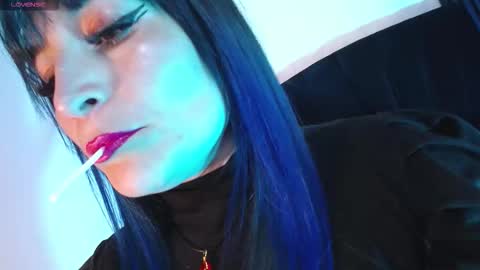 Alice online show from November 4, 7:02 pm