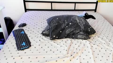 Alice online show from April 2, 10:46 am