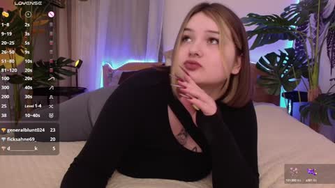 Alice  online show from January 29, 7:43 pm