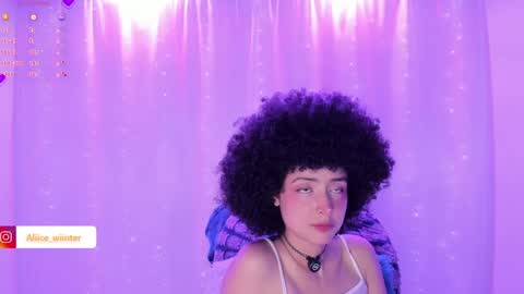 Alice  online show from December 5, 8:33 pm