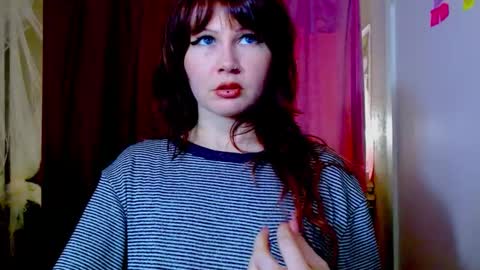 Alice online show from December 4, 11:24 pm